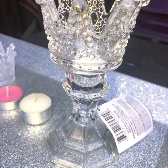 Set of Regal hobnail crown glass candle holders - Picture 7 of 14